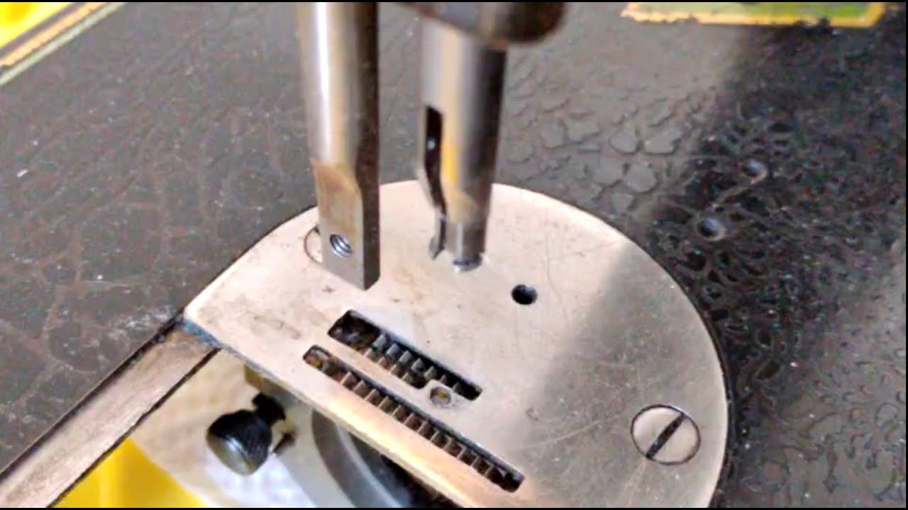 Needle vs feed dogs movement (timing) sewing machine