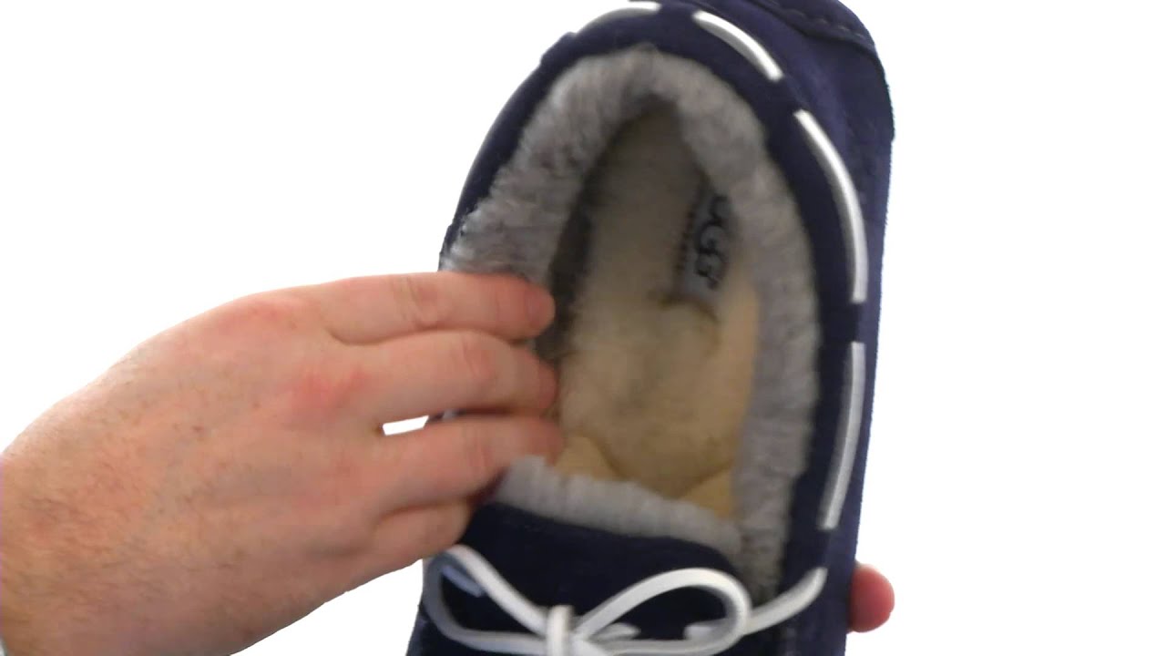 ugg olsen slipper black