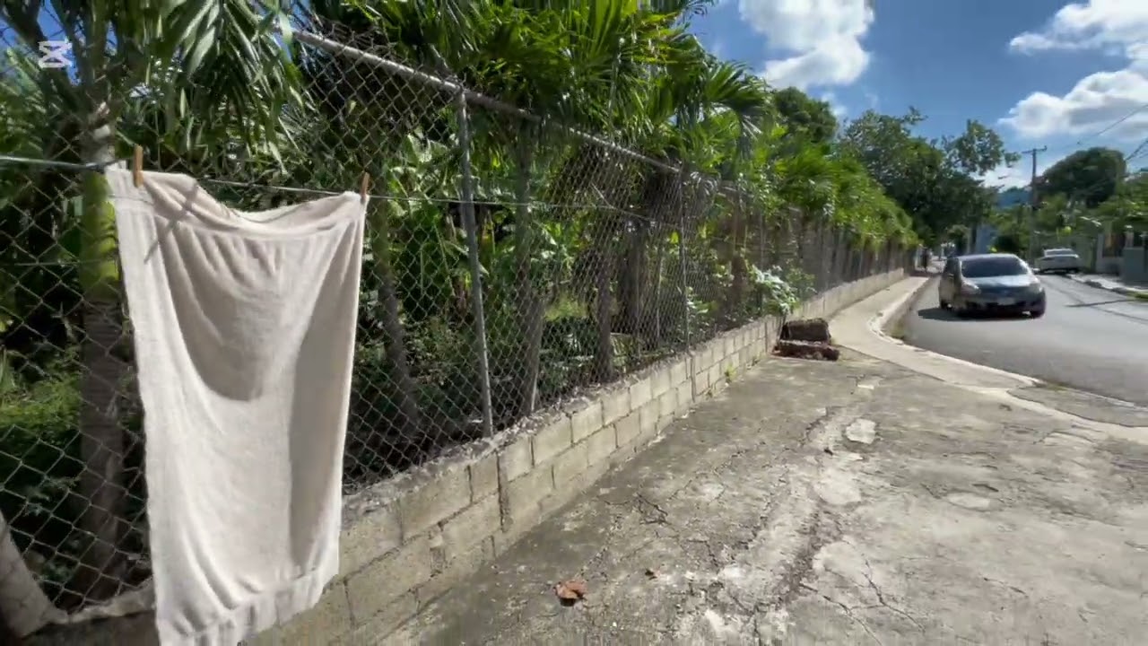 SOLAR DE 2,700 METROS EN SANTIAGO 829-494-1242🇩🇴