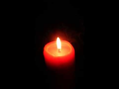 Video: Jak Zapálit Svíčky V Kostele