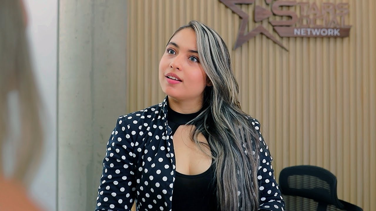 TROPEZARON EN EL CAMINO, PERO NO IMAGINARON QUE TERMINARÍAN ENAMORADOS. 🌹Secretos de Vida🌹