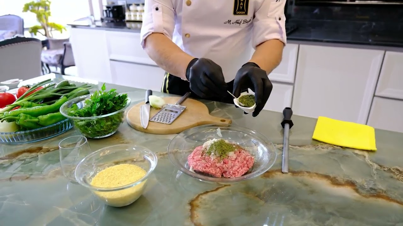 Baydoor Mutfağı’nda Simit Kebabı Tarifi (Yemek Tarifleri) Baydoor Mutfağı’nda Simit Kebabı Tarifi (Yemek Tarifleri)