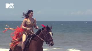 Sizzling And Sensuous Sunny Leone as the Co-host of MTV Splitsvilla 9 Sizzling And Sensuous Sunny Leone as the Co-host of MTV Splitsvilla 9