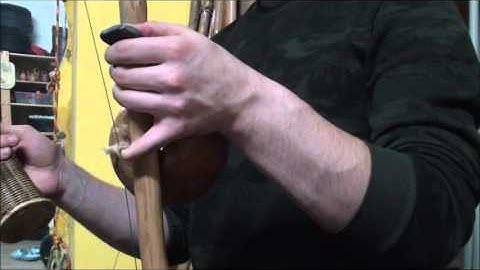 Leão. Music. Lesson 2. Berimbau. Sao Bento Grande de Angola + Some variations.