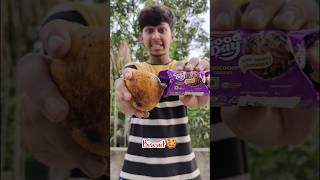 How To Eat Mango With Biscuit