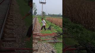 Interlock track switching manually #railtrack #switching #shorts