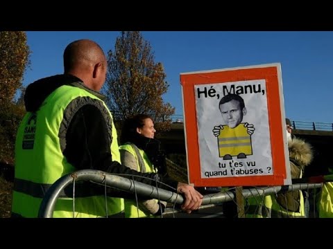 Gilets Jaunes Près De Nantes Un Barrage Dans La Bonne Humeur