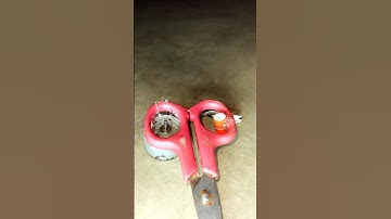 How to make hair cutting shears//Electric hair cutting the word  is "scissors #shorts #shortvideo