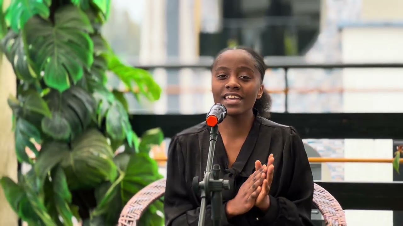 Beaucoup d'années - Pasteur Clément Kasongo covered by Tabitha Maheshe 