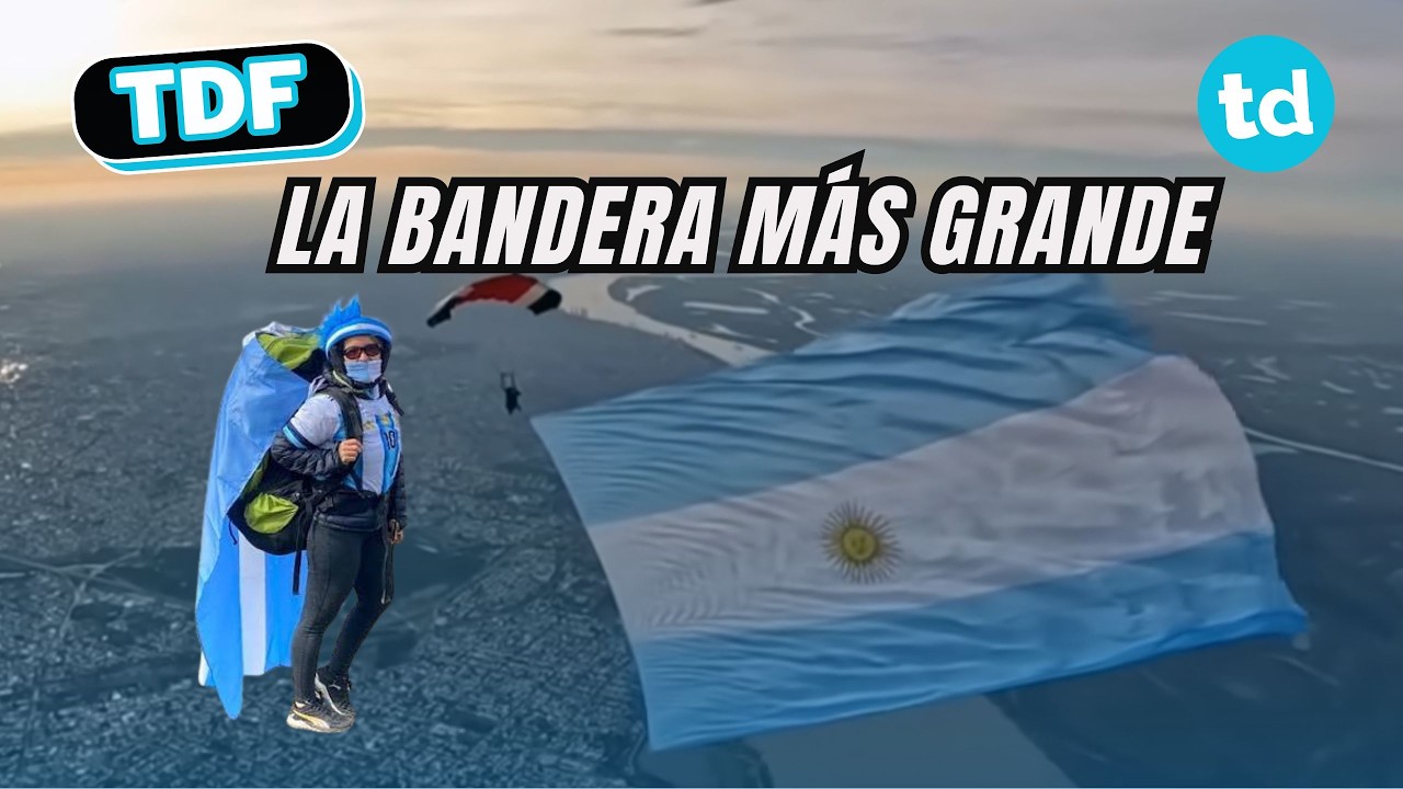 ►Récord histórico en el cielo: Despliegan la bandera argentina más grande de América