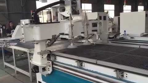 New Auto loading and unloadng cnc router