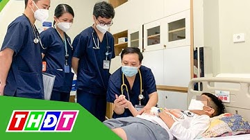 Mua rắn cực độc về nuôi, bé trai ở Hà Nội nhập viện cấp cứu | THDT