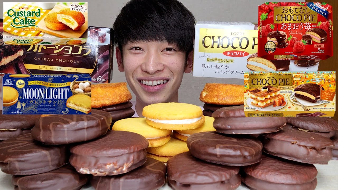 【大食い】大量のチョコパイとカスタードケーキを爆食後、手作りモンブランタルトとチーズを炙った揚げたこ焼き食べたらさらに美味しく食べれそうな予感満載だった