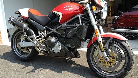 Ducati Monster S4R exhaust sound and acceleration