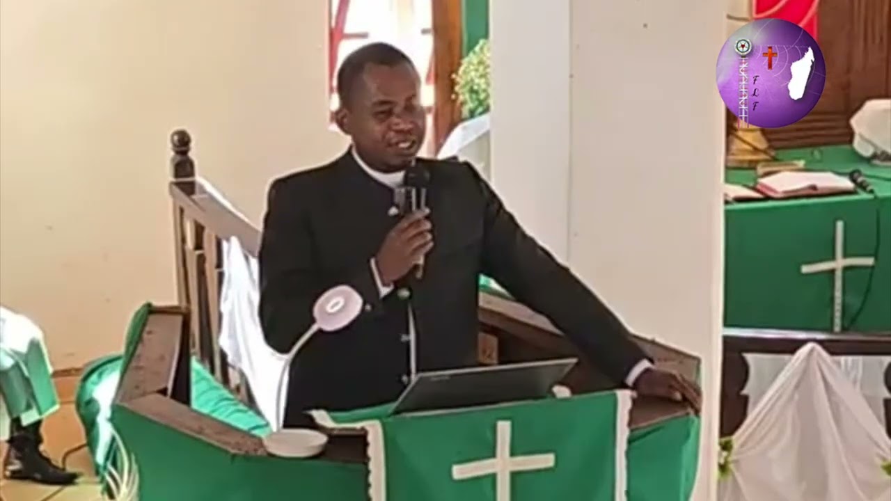 Fampianarana Soratra Masina: Loza ho an'ny firenena ny fisarahana amin'Andriamanitra