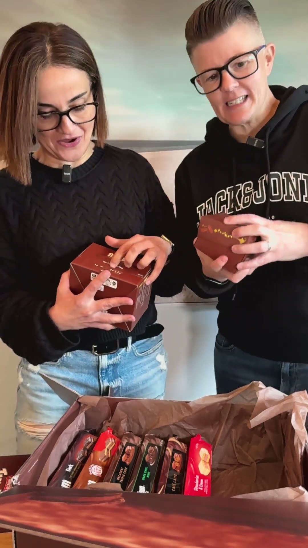 What's in the Tim Tam box? #TimTam #Timfluencer - YouTube
