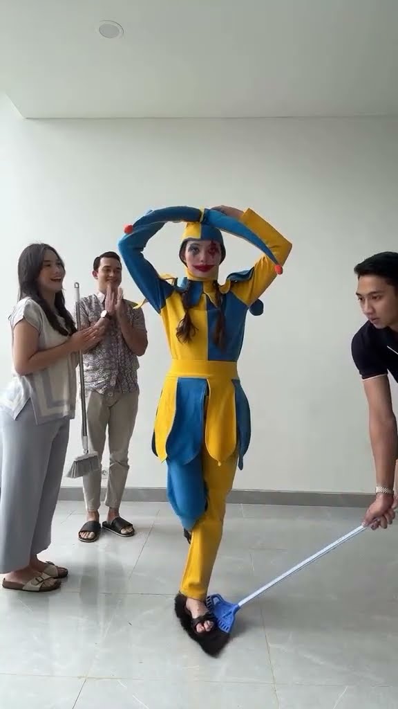 Irish : Gini amat nyari duit ya rish ?? #shorts #lukacintasctv