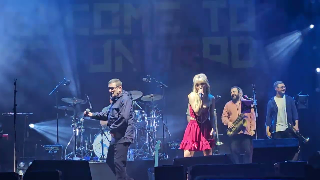 Paul Heaton (Perfect Ten) 6/12/24 MnS Arena Liverpool vid by peter kevan.
