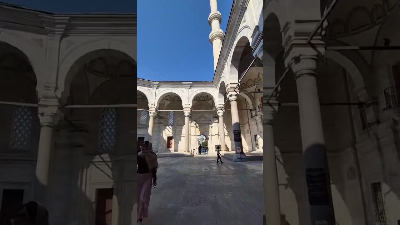 İstanbul Nuruosmaniye cami ikindi ezanı.