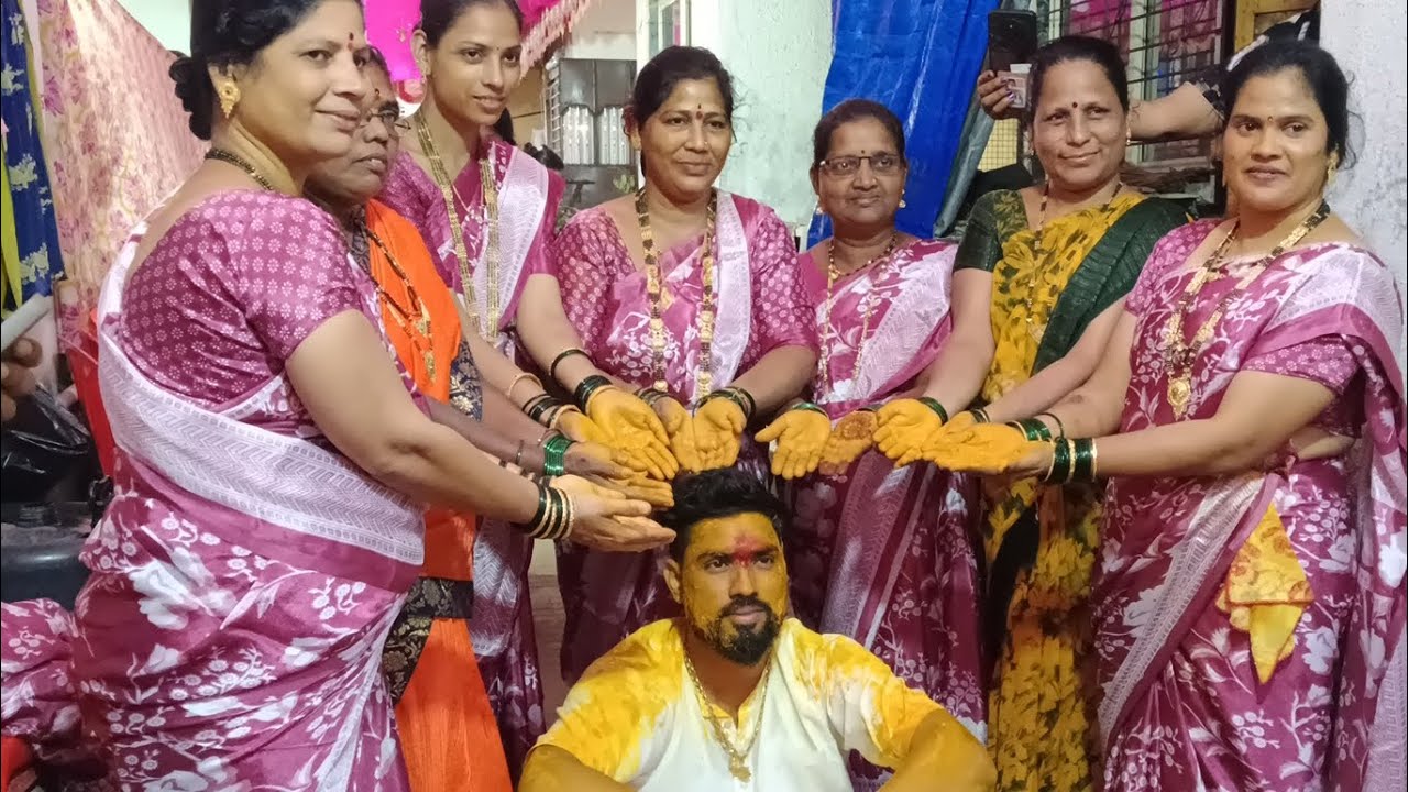 💁 आमच्या कोळी लोकांची हळद | सुरजच्या हळदीला केली धमाल💃🕺#viral #ytviral #vlog #yt #viralshort #music#