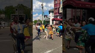 Bailando performance at Universal Studios Orlando 💃#shorts #viral #youtubeshorts