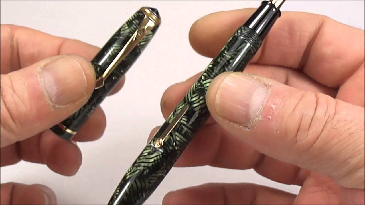 CONWAY STEWART No 28 GREEN HATCH FOUNTAIN PEN - YouTube
