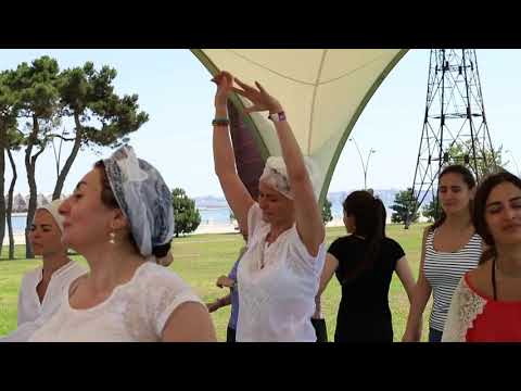 Nocomment: იოგას ფესტივალი ბაქოს ბულვარზე