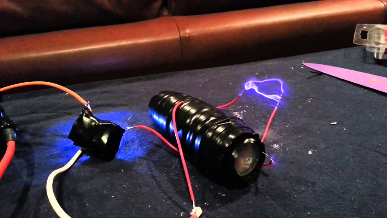 WORLDS SMALLEST Bipolar Mini Tesla Coil