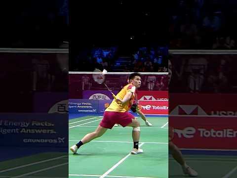 These trick shots are wild! 🤯 #throwback #BWFWorldChampionships #badminton
