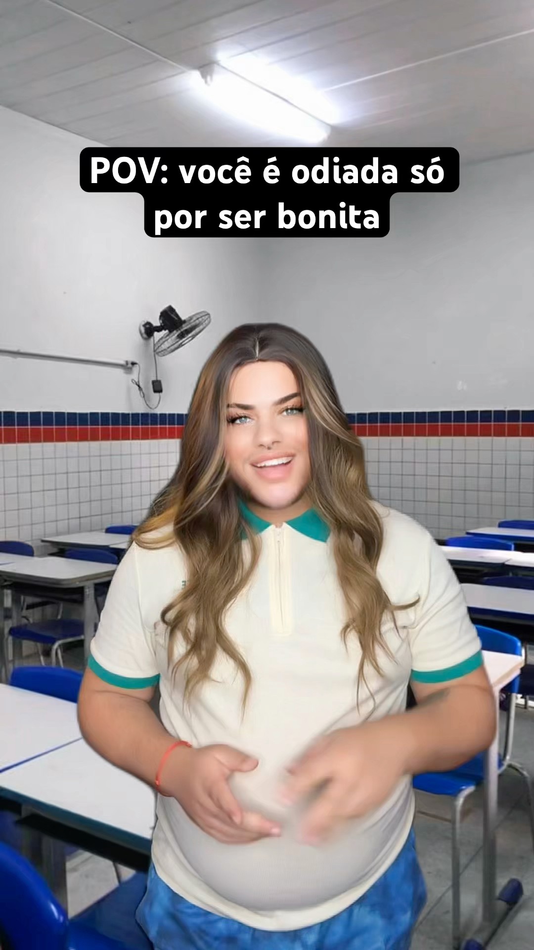 QUANDO VOCÊ É ODIADA SÓ POR SER BONITA