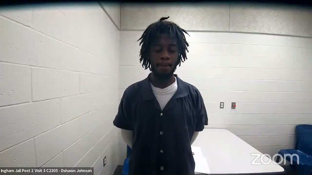 Мужчина признал себя виновным по нескольким пунктам обвинения в мошенничестве в розничной торговл...