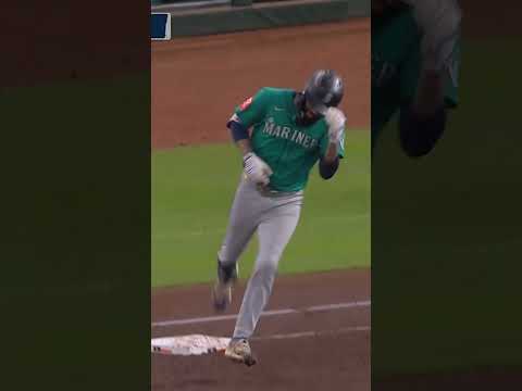 Mariners strike 1st with this GRAND SLAM by Crawford 😲