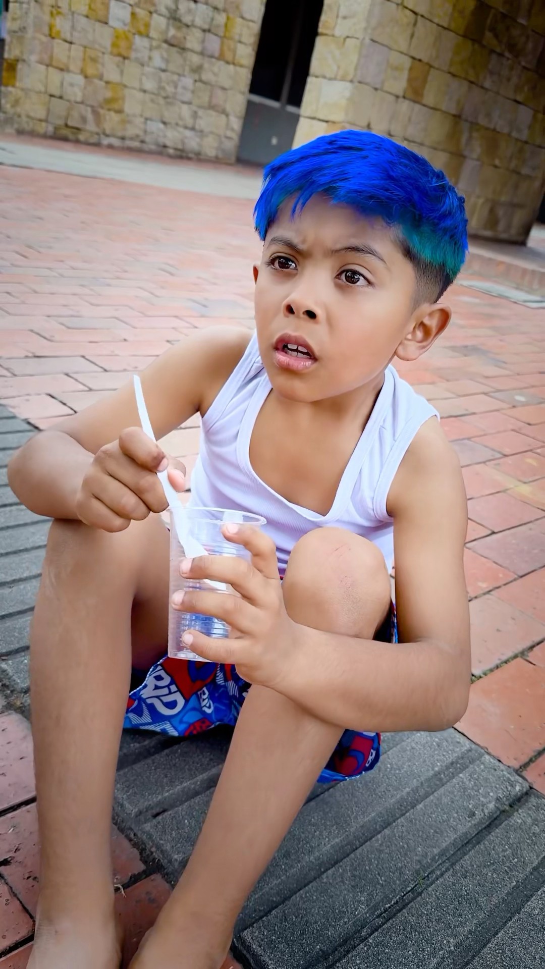 AYUDA AL NIÑO CON HAMBRE