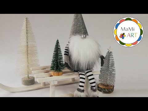 Wideo: Jak Zrobić świąteczną Skarpetę Ze Swetra