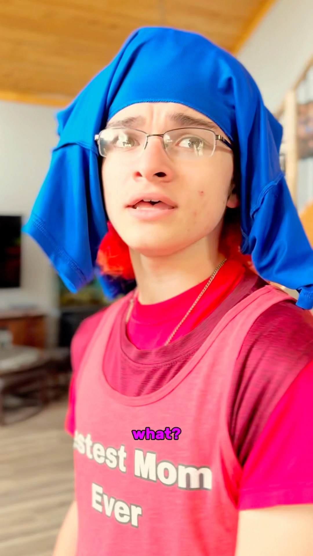 When Your Mom Asks Dumb Questions #shorts - YouTube