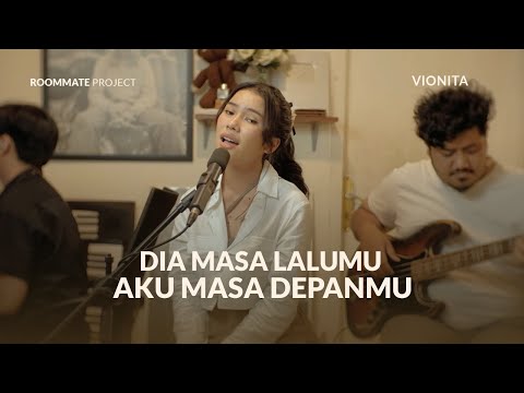 See You On Wednesday | Vionita - Dia Masa lalumu, Aku Masa Depanmu (Live - Session)