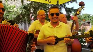 Video thumbnail of "Aj plovi ladja i Rastao sam pored Dunava - Sonćanski biseri"