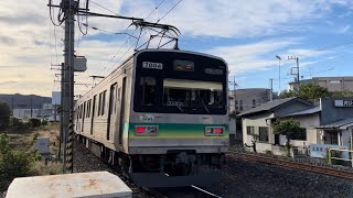 天沼踏切にて、秩父鉄道7800系7804編成 通過シーン