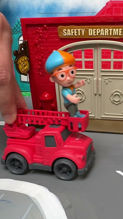 Blippi DIGS UP the MYSTERY Construction Vehicle! 🚧 #magicsand #toy #excavator