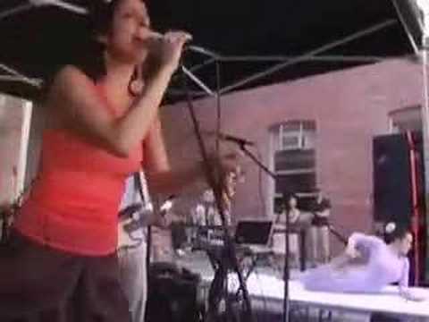 Mudville "The Hero of the World" Live at PS1 Summer 2006