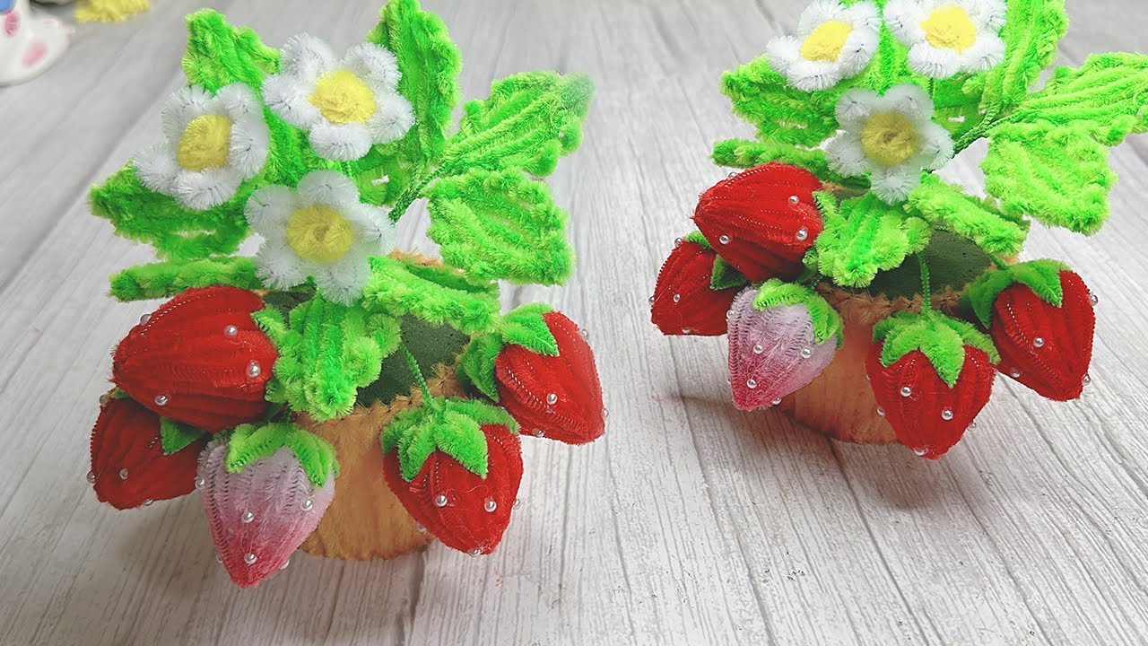 DIY Flower - How To Make a Beautiful Strawberry Pot With Pipe Cleaner -  Chenille Wire Flower