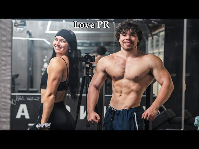 Chest Day w/ My Girlfriend (LOVE PR) class=