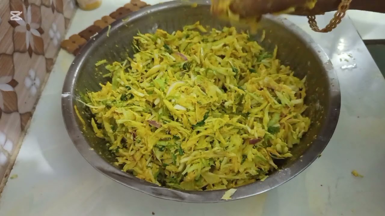 সবজির পাকোড়া। 