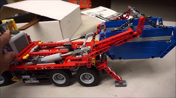 Motorized LEGO Dump/ Container Truck 42024