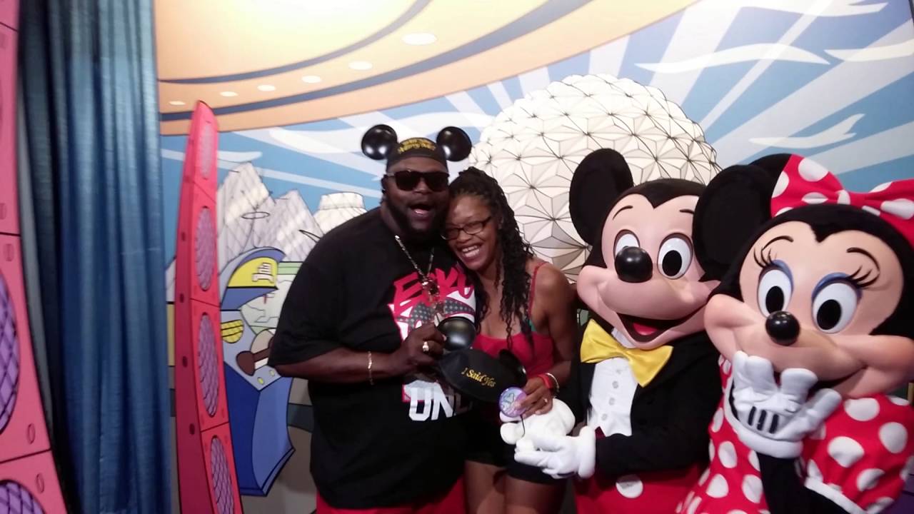 Mickey Mouse help me propose