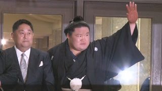 豪栄道関が１５戦全勝Ｖ 日本勢２０年ぶり