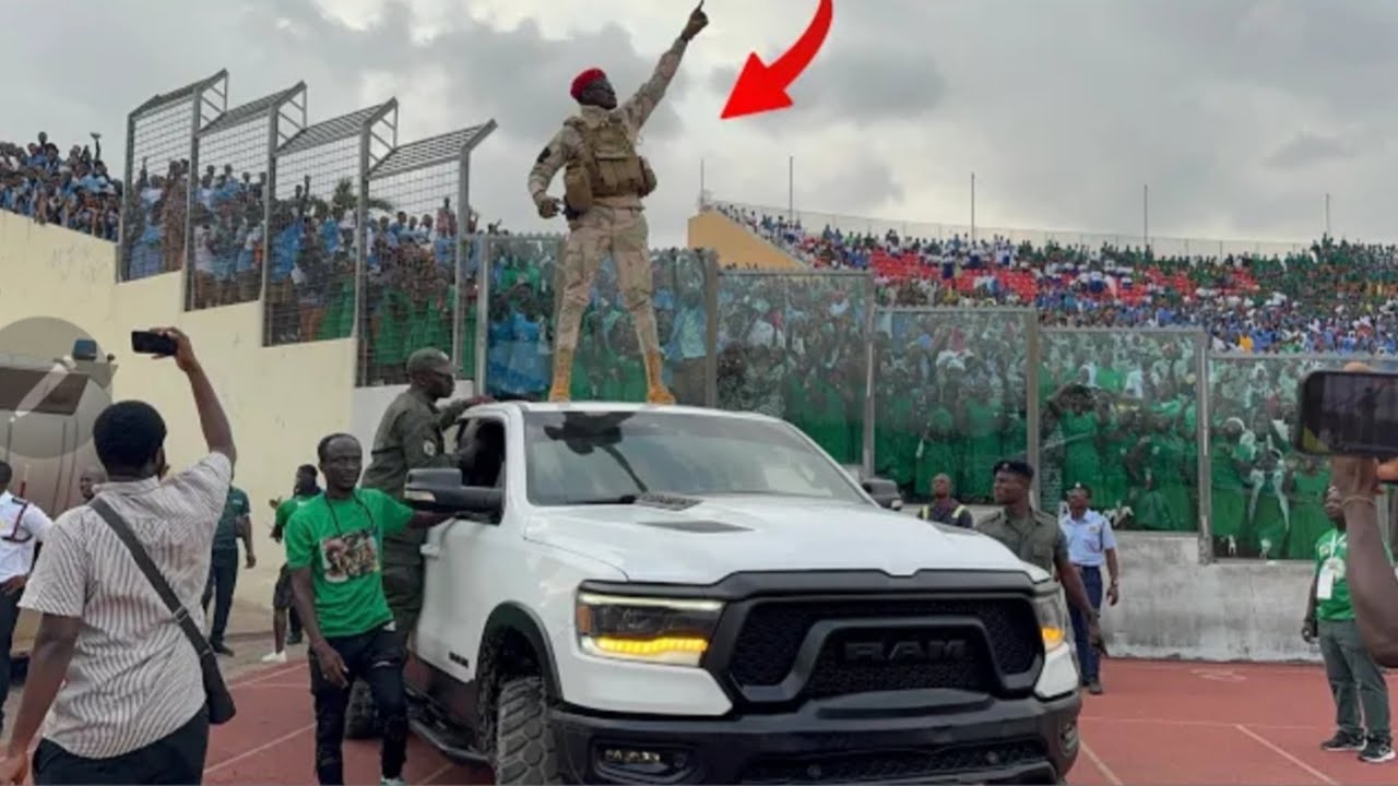 Baba Yara Sports Stadium Was Full As Lil Win Attended The Ashanti SHS ...