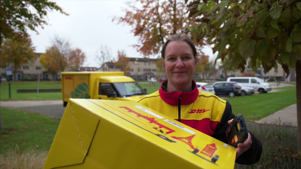 Duiker zand Inleg Werken als Bezorger bij DHL - YouTube