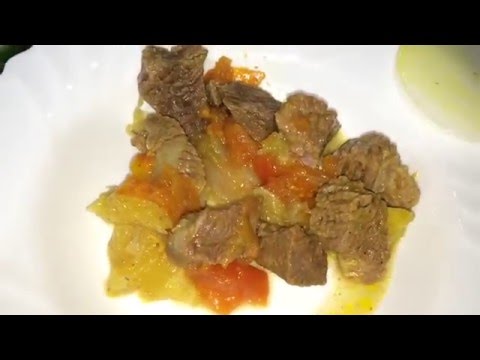 Видео рецепт Говядина с помидорами в мультиварке
