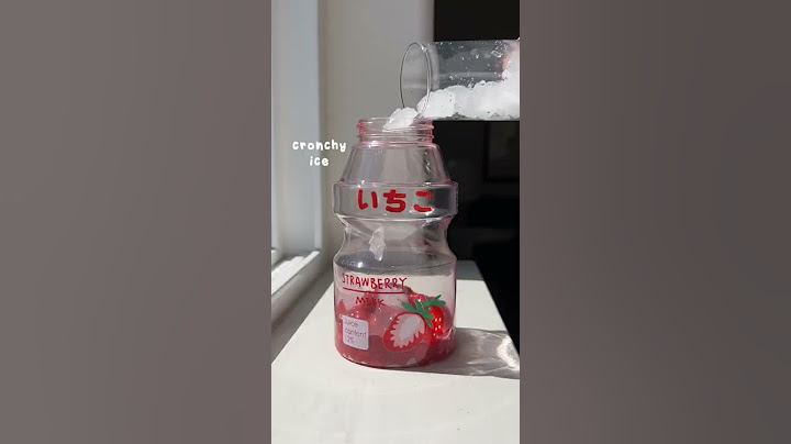 Making Fresh Strawberry Milk in the Cutest Bottle 🍓🥛